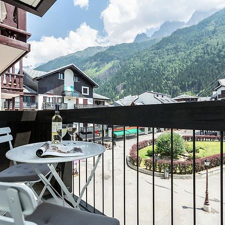 Apartment Balme 2 - Central Chamonix Haven And Mont Blanc View Exterior photo